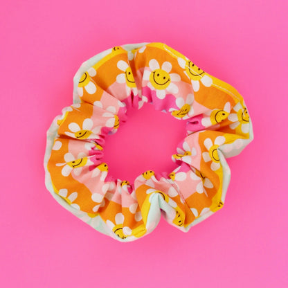 Daisy Dreams Scrunchie